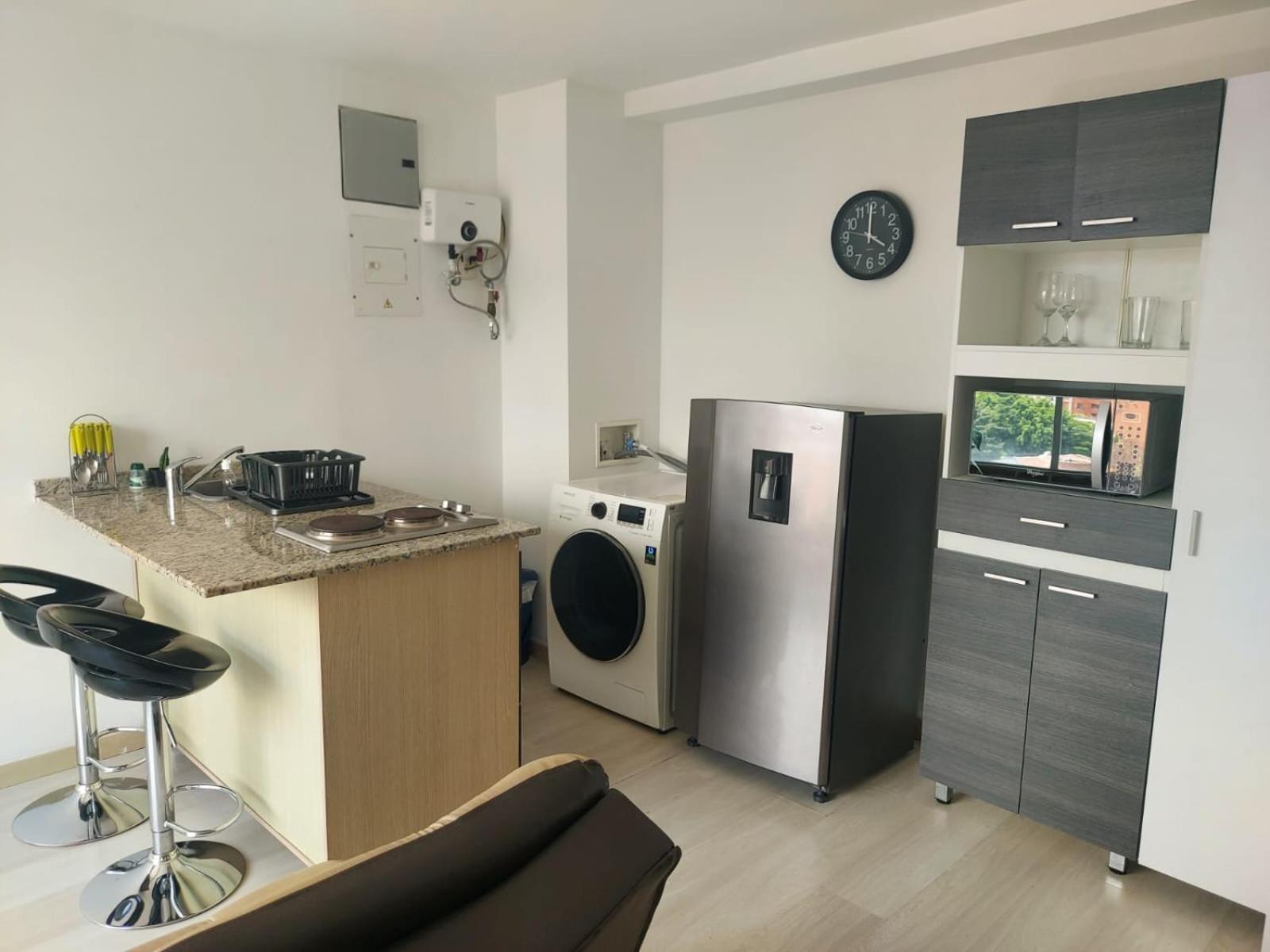 San Peter Suites 麦德林 外观 照片